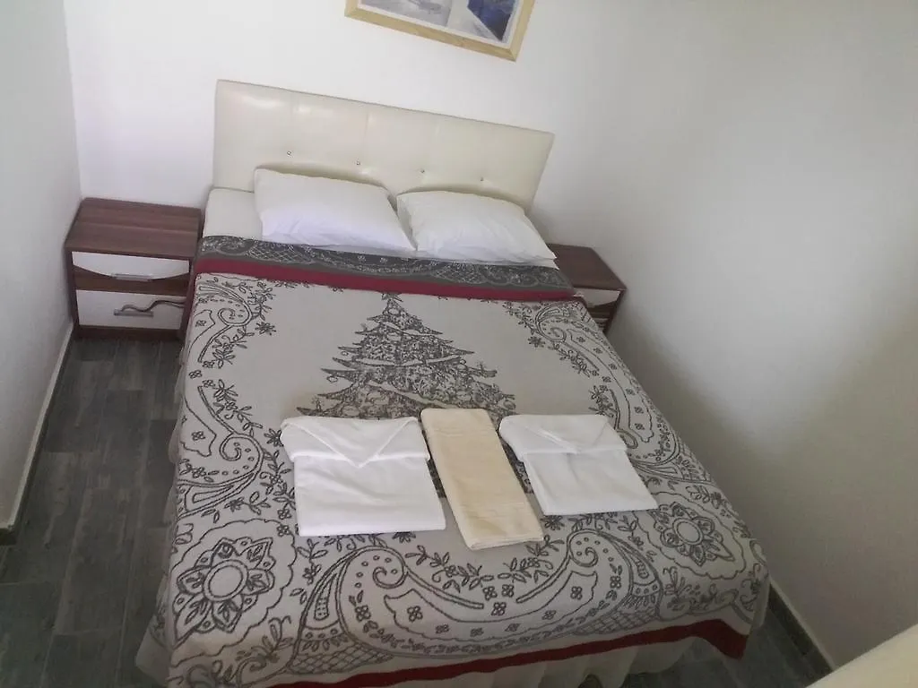 Bodrum Motel 0*,